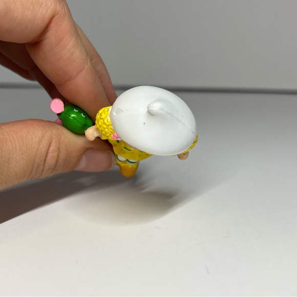 Vintage Strawberry Shortcake Mini PVC Figure 80s Lemon Meringue Deluxe Frog - Picture 5 of 9